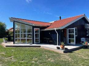 Beautiful Home In Højslev W-